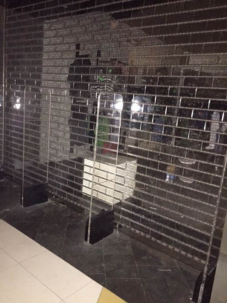 不繡鋼水晶門(mén)