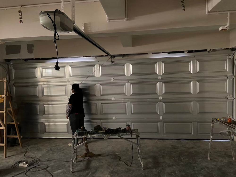 鋁合金翻板車庫門